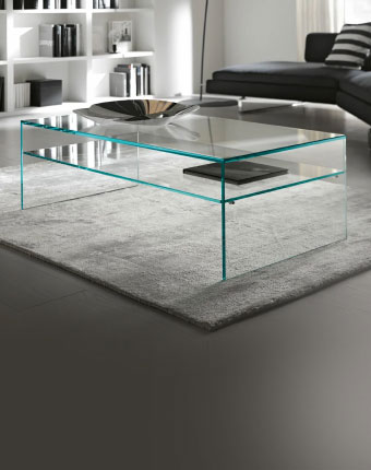 Мебель из стекла